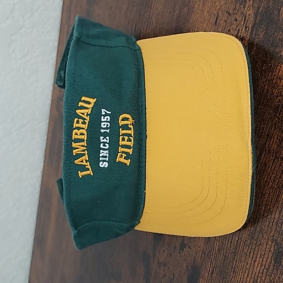 Green Bay Packers Lambeau Field Visor - Picture 1 of 12